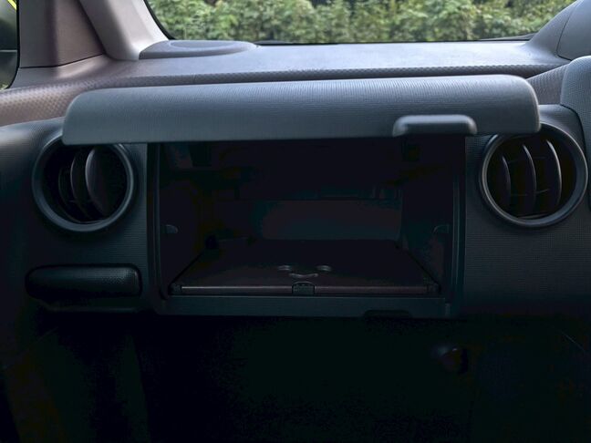 大きなグローブボックス！【スペイド】